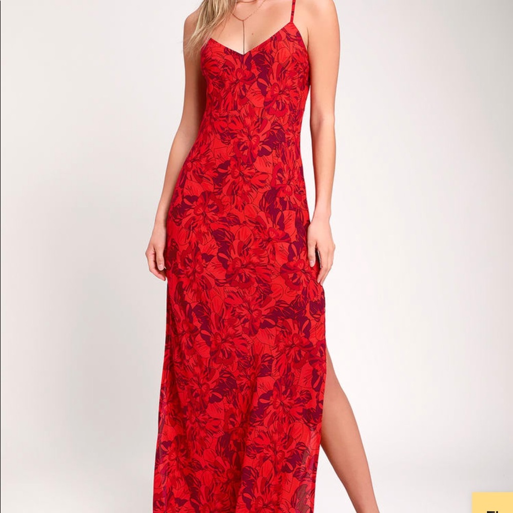 NWT Lulu’s Lace-Up Maxi Dress, Small